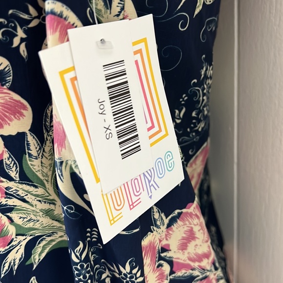 LuLaRoe Joy Sleeveless Kimono - Picture 2 of 6